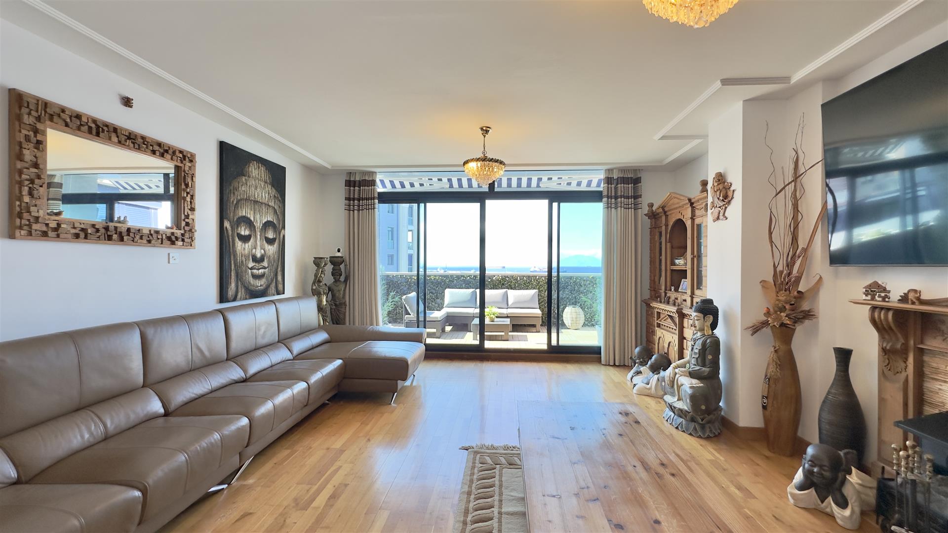  Image of Apartment - 3 Bedrooms - 2 Bathrooms for Sale in Europlaza-Gibraltar, Image 11